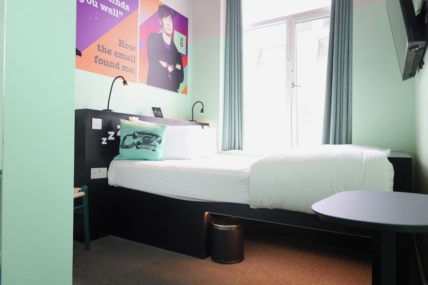 Standard Room, 1 Queen Bed | Free WiFi