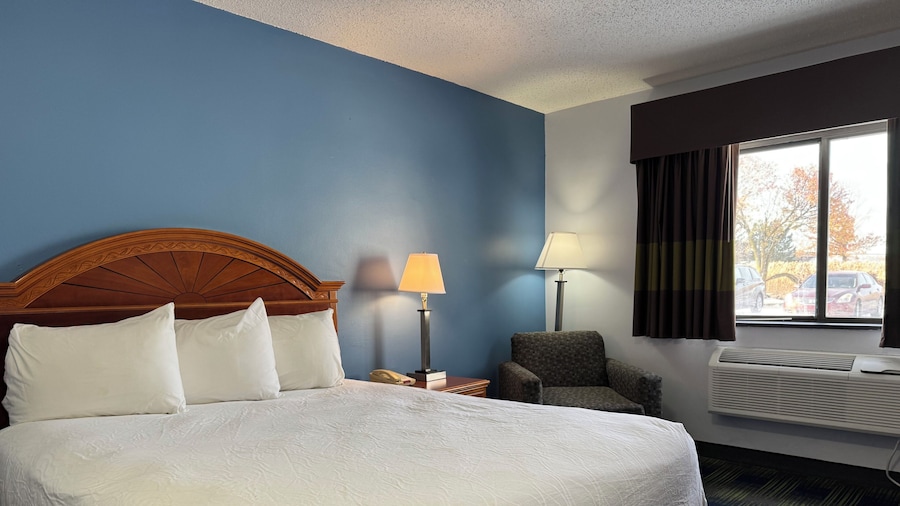 South Ridge Inn