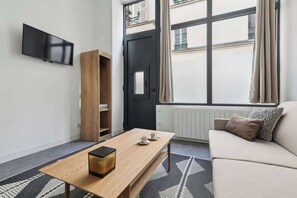 TV - Studio de Charme - Montmartre/Pigalle (Paris)