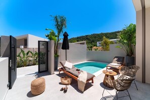 Lämmitetty uima-allas