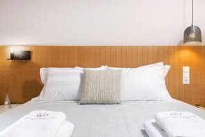 2 chambres, fer et planche Ă repasser, Wi-Fi, draps fournis