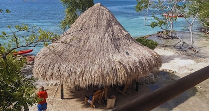 Hostel villa luz beach