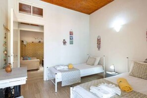 3 chambres, fer et planche à repasser, Wi-Fi, literie fournie
