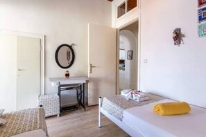 3 chambres, fer et planche à repasser, Wi-Fi, literie fournie
