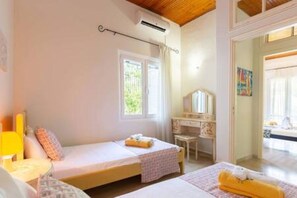 3 chambres, fer et planche à repasser, Wi-Fi, literie fournie