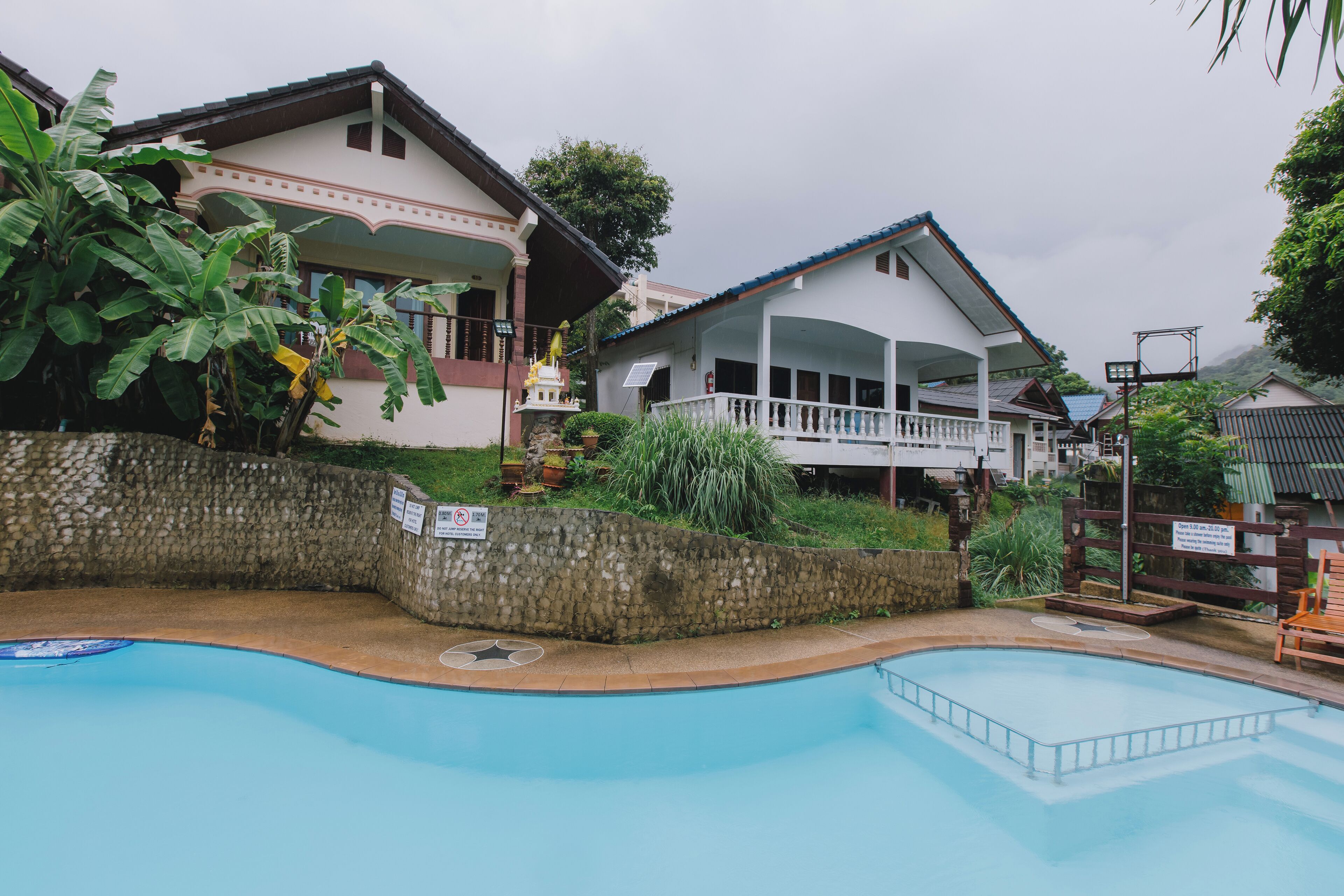 Piscine extérieure