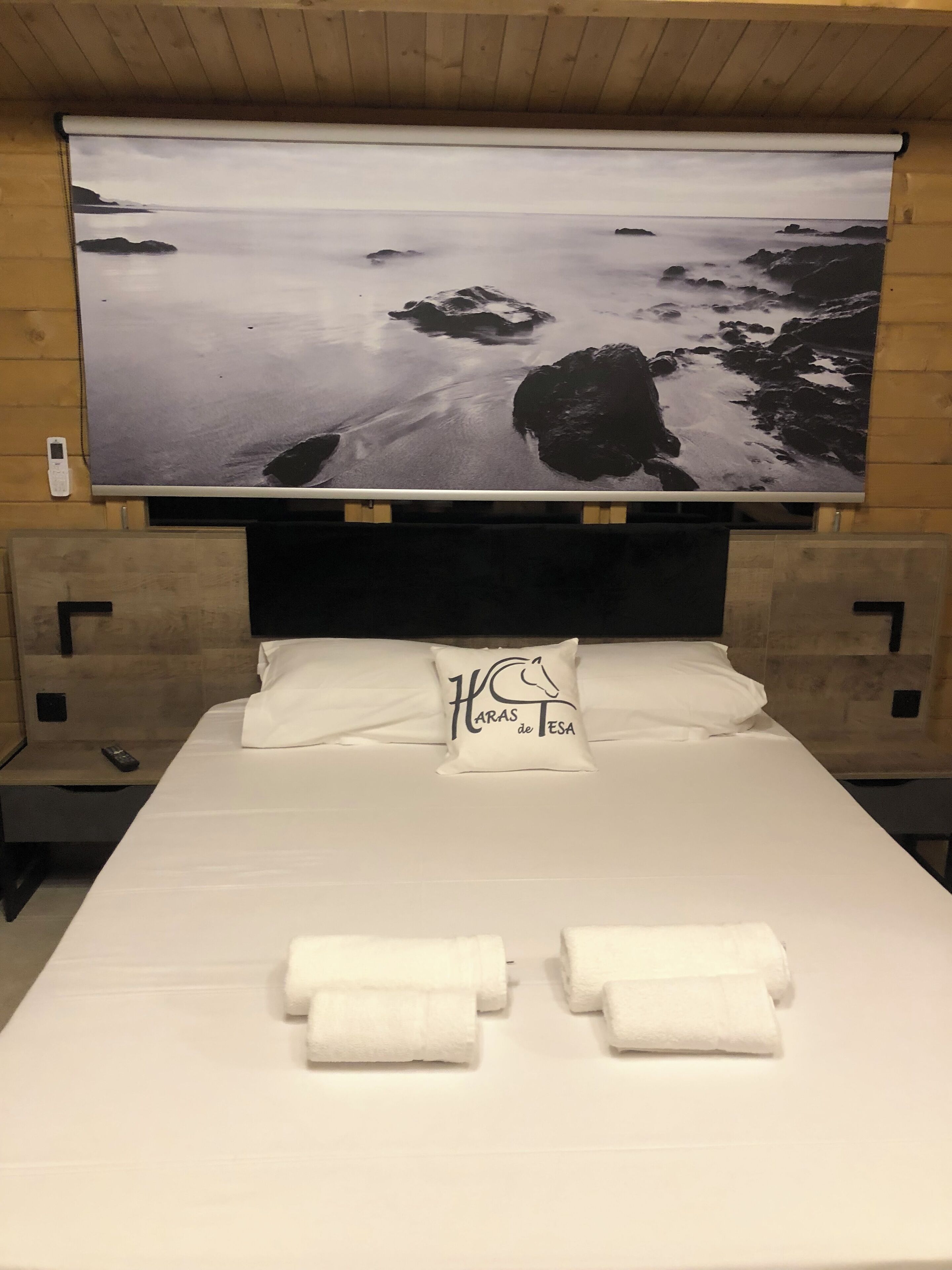 1 quarto, escrivaninha, Wi-Fi de cortesia, roupa de cama