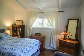 2 室のベッドルーム、デスク、アイロン / アイロン台、WiFi (無料)