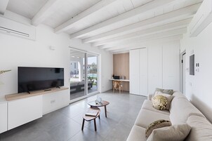 Televisión 35 pulgadas con canales de televisión digitales