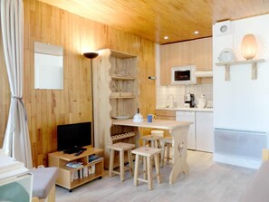 Interior - 50m from ski slopes, 1st floor, balcony, tv, ski locker, 17m², Tignes (Tignes)