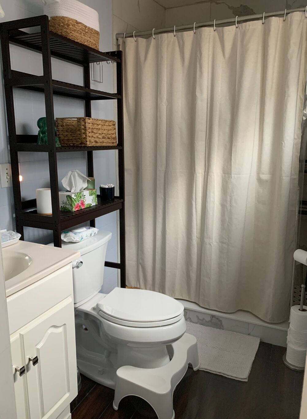 Håndklær, såpe og toalettpapir