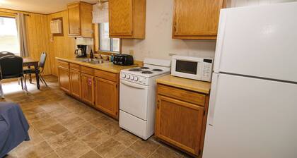 Paradise, a 3BR lakefront cabin near the beach at Riverside Resort