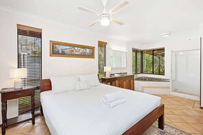 5 bedrooms, iron/ironing board, travel cot, WiFi