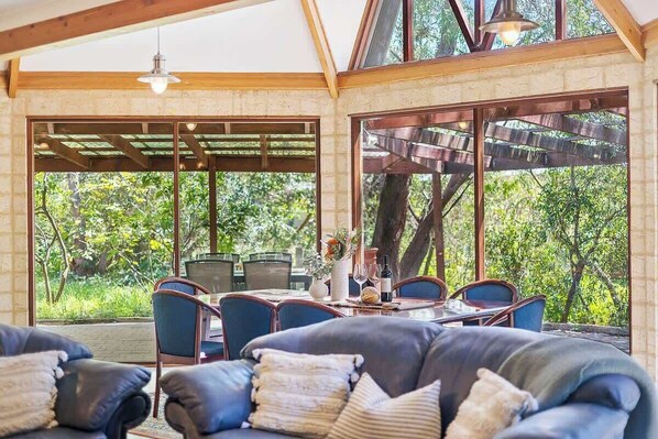 Dining - Eagle Bay Beach Lodge - Eagle Bay 1 street away! (Eagle Bay)