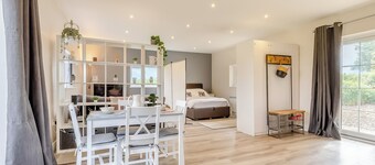 Squirrel Lodge- UK47394