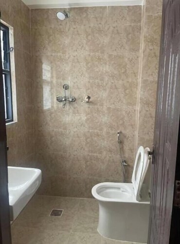 Large Double room in a Apartment