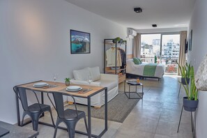 1 bedroom, WiFi, bed sheets - Cómodo Studio Céntrico (Buenos Aires)