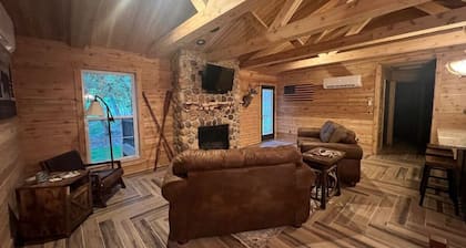 4 Bedroom Cabin Retreat