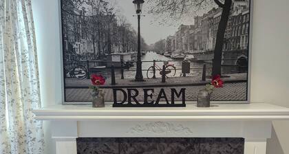 Welcome to our Cozy Gateway Getaway!