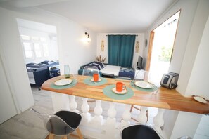 1 Schlafzimmer, Bügeleisen/Bügelbrett, kostenloses WLAN, Bettwäsche