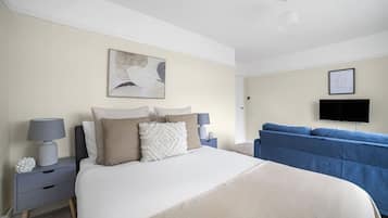 1 bedroom, iron/ironing board, free WiFi, bed sheets