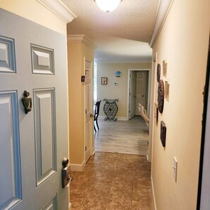 Interior - Spacious quiet all ground floor gated condo. Large pool / tennis pickle ball (St. Simons Island)