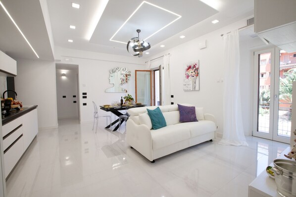 Apartment, Smoking | 2 bedrooms