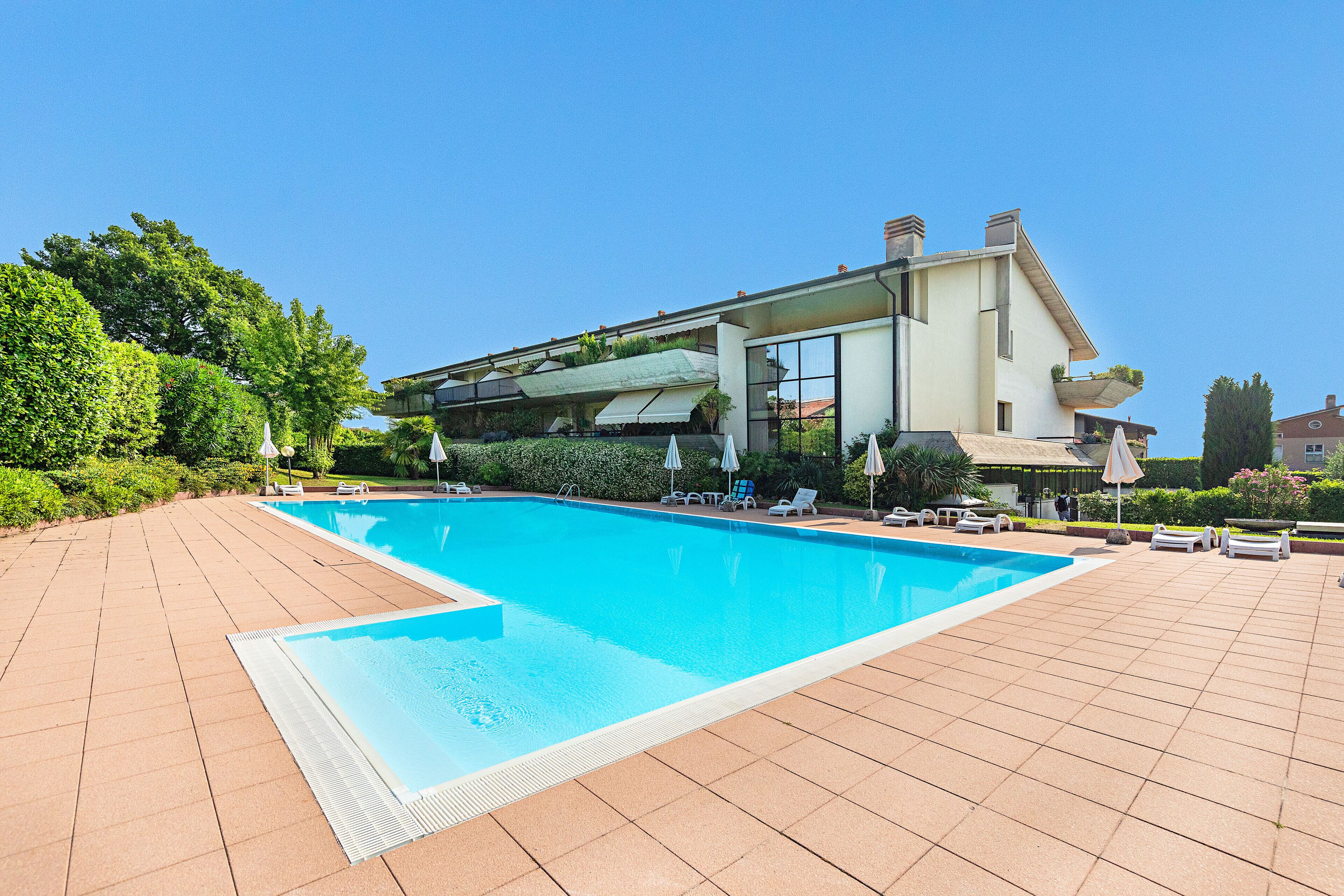 Piscina stagionale all'aperto
