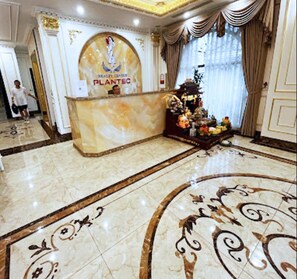 Reception - GRAD Gold Luxury Hotel (Tu Son)