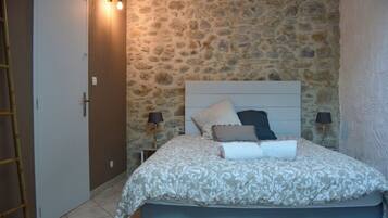 3 chambres, bureau, fer et planche Ă repasser, Wi-Fi gratuit