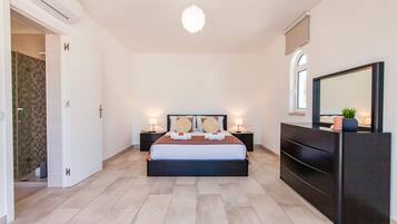 4 chambres, fer et planche Ă repasser, Wi-Fi gratuit, draps fournis