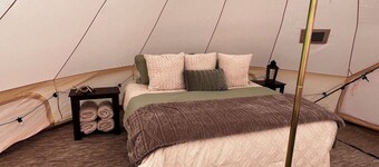 Fawn Haven Tent
Glamping