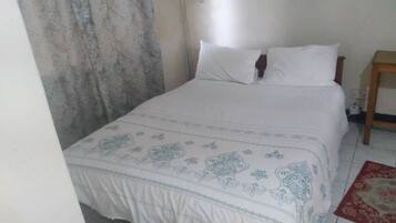 Basic Double Room, Garden View | Iron/ironing board (on request), free WiFi