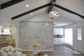 Interior - Adorable & Convenient Home in Katy (Katy)