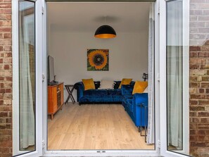 Interior - Pass the Keys | Stunning Stylish Family Home (Stretford)