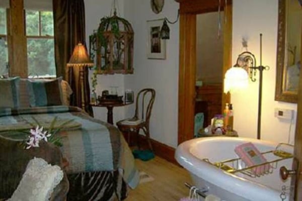 f89785c2-4def-4051-aa65-4ee825c293aa