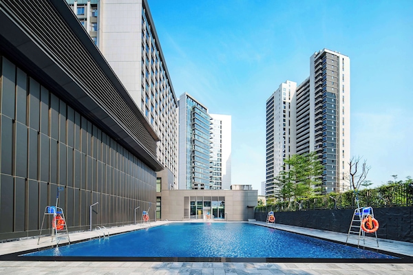 Sezonluk açık havuz