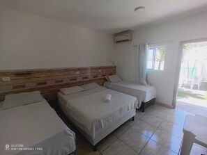 Quadruple Room, Private Bathroom - pousada maceio (Maceió)