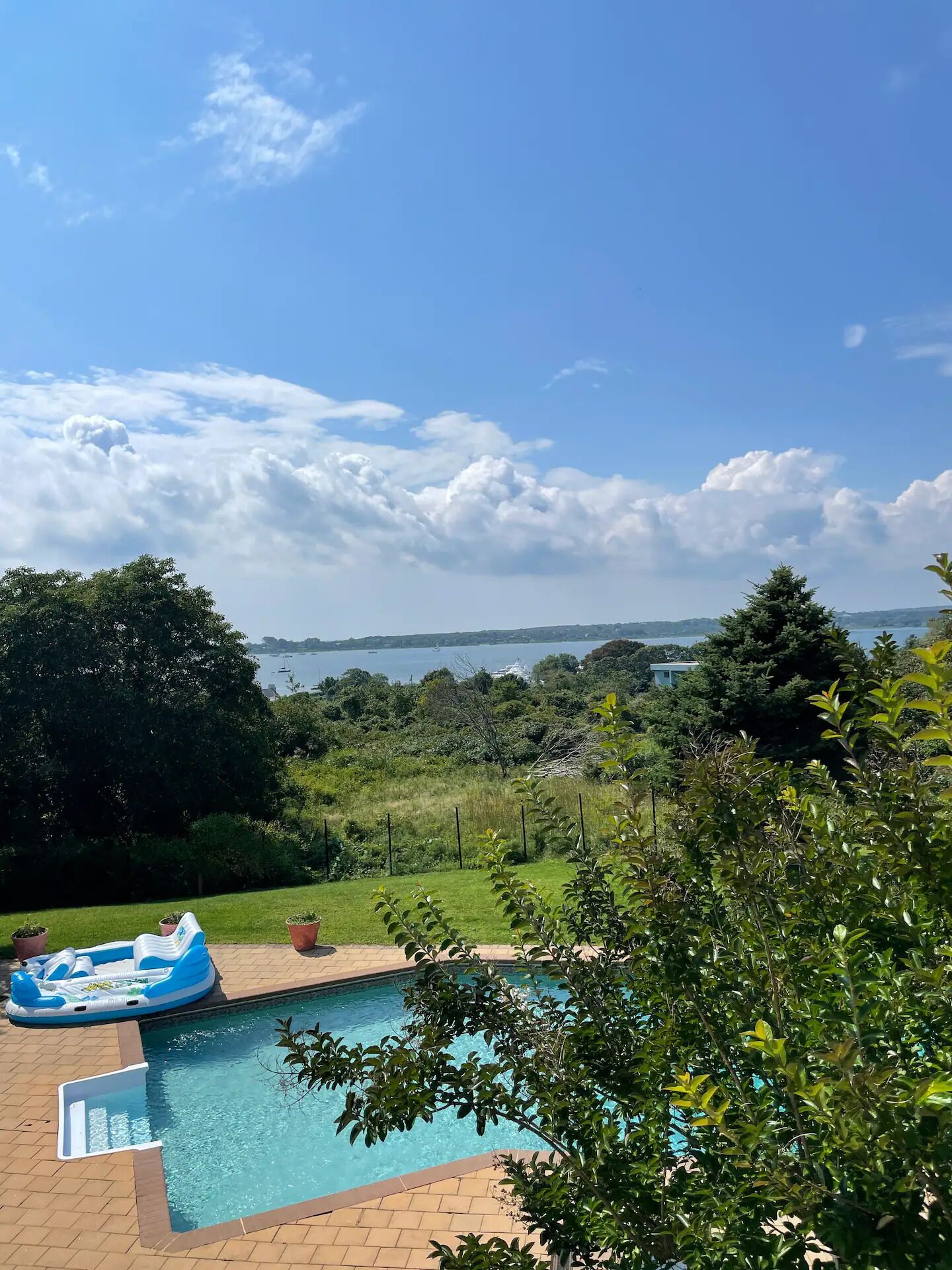 Spacious, Grand Villa w/views of Lake Montauk!  Serene 5,500sf country retreat. 