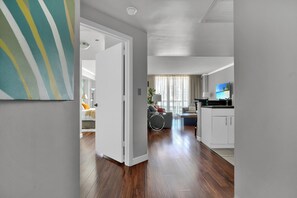 1 habitación, tabla de planchar con plancha y wifi gratis