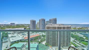 Comfort Studio, Balcony, Ocean View | Balcony