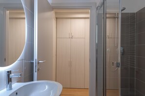 Apartment | Badezimmer