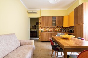 Apartment | Living area