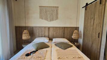 2 bedrooms, iron/ironing board, travel crib, WiFi