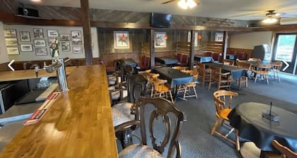 Bucks Lodge and Grill