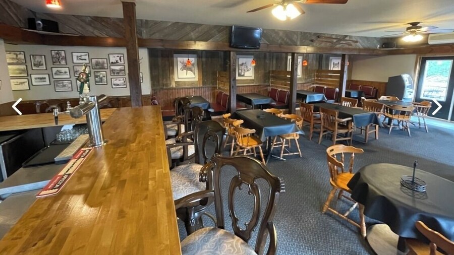 Bucks Lodge and Grill