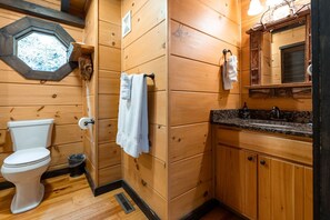 Shower, hair dryer, towels - Treehouse- Pet Friendly, Luxury Log Cabin Rental on Creek, Fly-fishing, Hot Tub, Rafting-Nantahala NC (Topton)