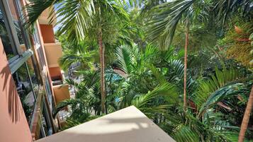 Comfort Condo, 2 Bedrooms, Balcony, Garden View | Balcony