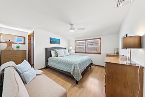 4 chambres, fer et planche à repasser, lit parapluie, Wi-Fi gratuit