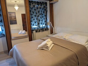 1 makuuhuone, silitysrauta/-lauta, Wi-Fi, vuodevaatteet